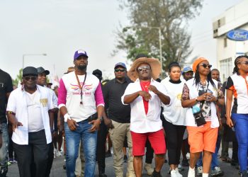 Calabar Carnival: Ayade flags off third Carnival dry run, promises best fiesta ever