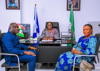 Courtesy Call: CRS Deputy Speaker, Agabi Visits Governor’s Wife