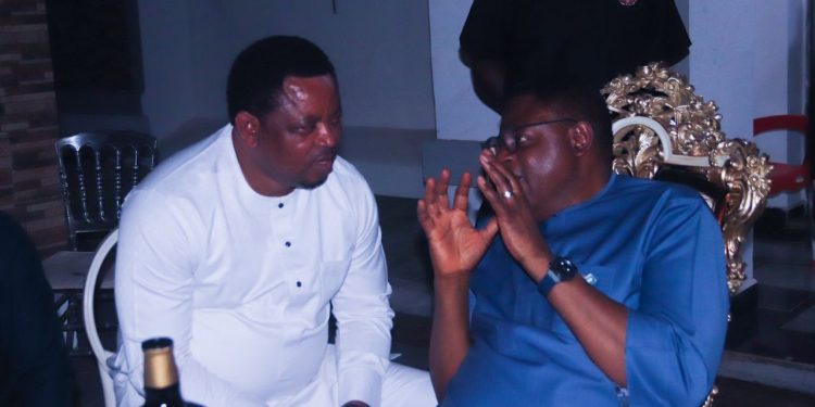 [PHOTOS] Chief Martin Orim Pays Congrats Visit to Governor Otu