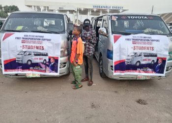 Constituents, Beneficiaries Hail Hon. Peter Akpanke’s Free Transportation Scheme For Students Returning To Calabar