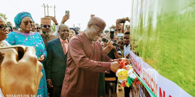 Speaker Ayambem Applauds Havilla University’s Pro-Chancellor Folasade Tinubu Educational Initiative