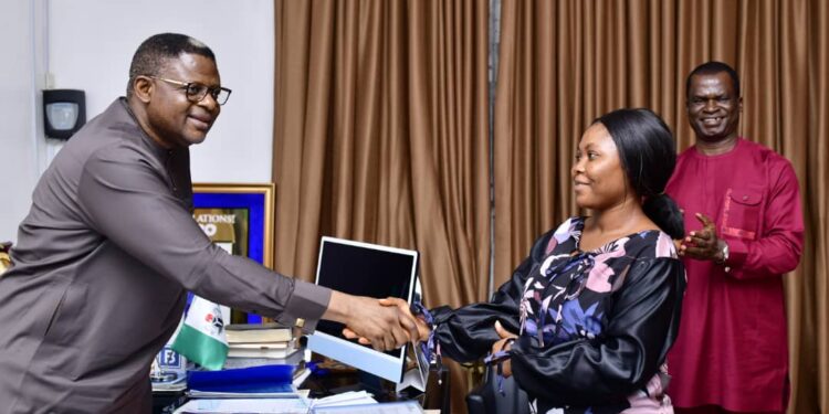 Gov Otu offers automatic employment to an ex-corps member who honoured his father in a widely shared video.