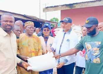 CRSG, NEMA Distribute Relief Materials to Windstorm Disaster Victims in Obubra