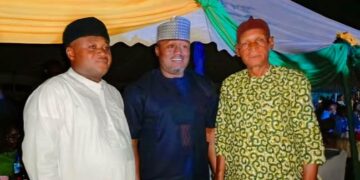 Ayambem applauds Anoh for diligence, commitment to community development as he gets honoured in Mbube.