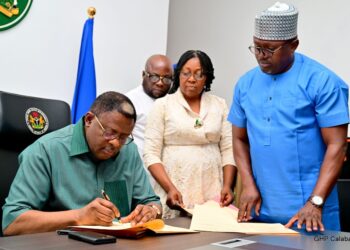 BREAKING: Governor Bassey Edet Otu signs the Cross River State Local Government Amendment Bill 2025.