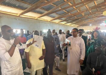 Chief Martin Orim Attends Hon Sunny Ayang’s Thanksgiving, Gifts Cash Support, Visits His Loyalist Denis Inakefe