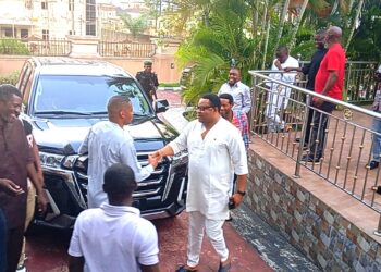 Chief Martin Orim Hosts C’River Acting Governor RT Hon Peter Odey At His Calabar Residence