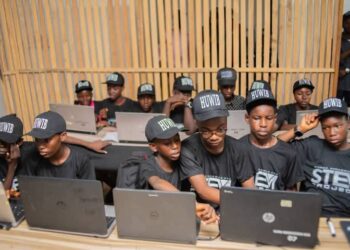 C’River First Lady Bishop Eyoanwan Otu Empowers Over 100 Youths Through Easter STEM Bootcamp 