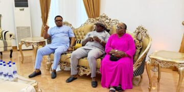 Hon. Martin Orim Hosts Nigeria’s Chief of Defence Intelligence, 13 Brigade Commander at His Calabar Residence