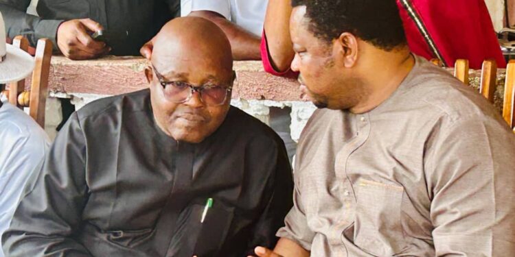 NEW YAM FESTIVAL: OBANLIKU CHAIRMAN HOSTS HON. MARTIN ORIM, DIALOGUE ON DEVELOPMENT AS ORIM DONATES 50 EMPOWERMENT FORMS