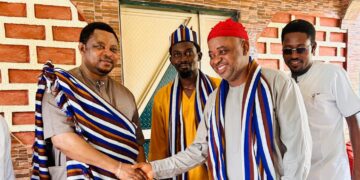 Hon. Martin Orim Bags Excellence Award from Bebua Obudu Progressive Association