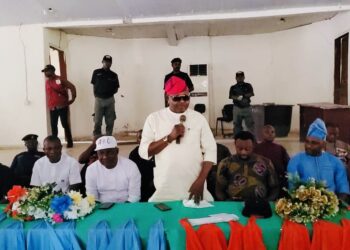 Hon. Sunny Ayang Reaffirms Support for APC Growth, Charges Newly Sworn-In APC Ward Executives on Grassroots Mobilisation
