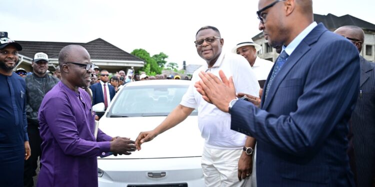 Historic Boost for Cross River as Gov Otu Acquires New Aircraft, Presents Over 100 Electric Vehicles to Permanent Secretaries, Others